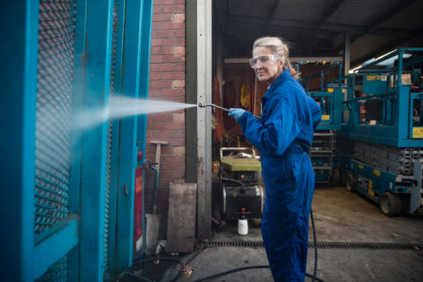 Best Pressure Washing Near Me  in Lone Tree, IA
