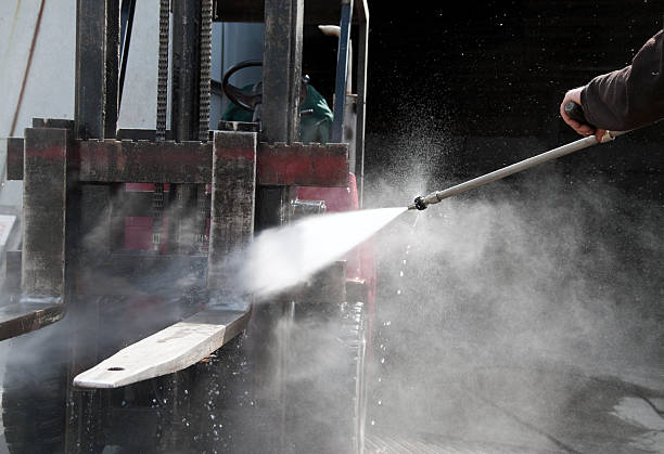 Why Choose Our Certified Pressure Washing Experts for Your Project Needs in Lone Tree, IA?